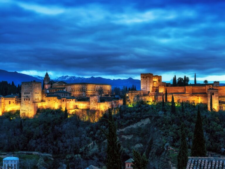 10 Best Things to Do in Spain at Night